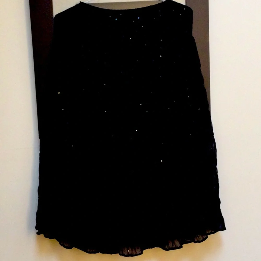 Ronni Nicole Gorgeous Sparkly Dressy Black Skirt with Sequin enhancement Sz8 - Picture 1 of 3
